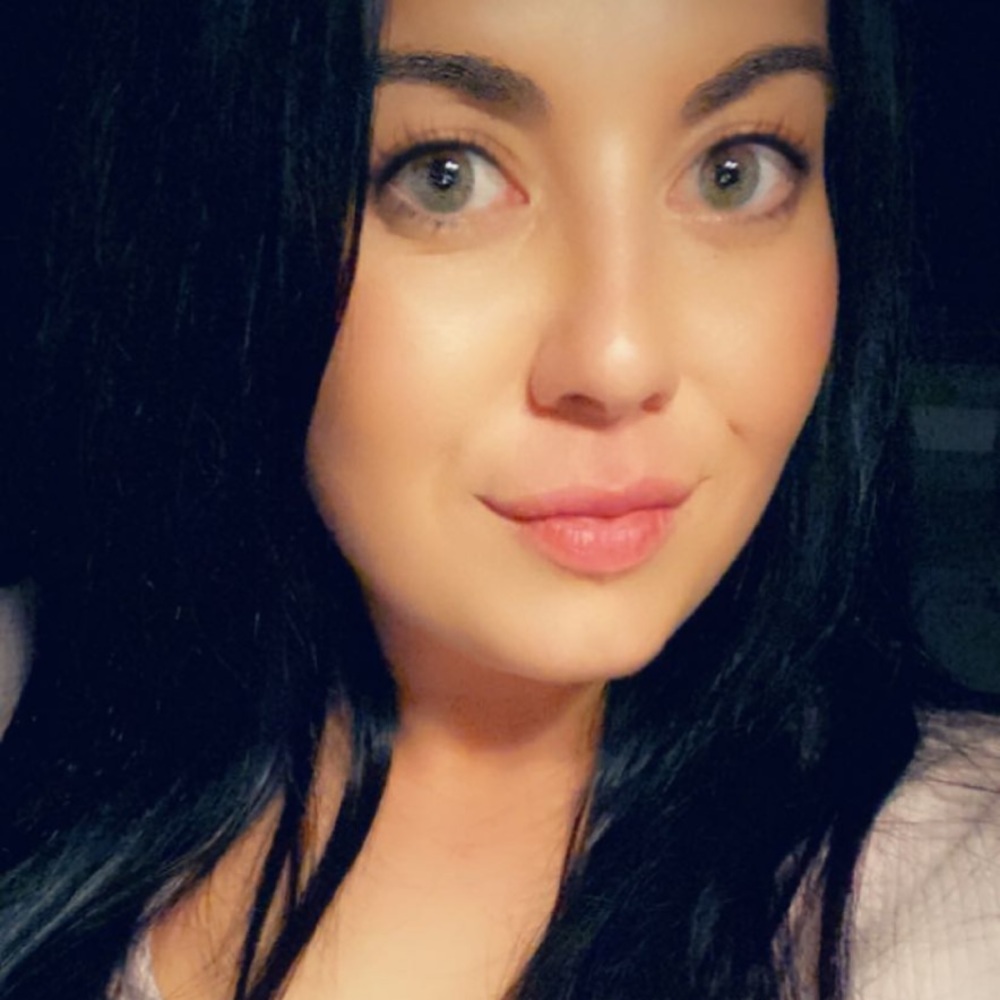 Meet your Posher, Alli